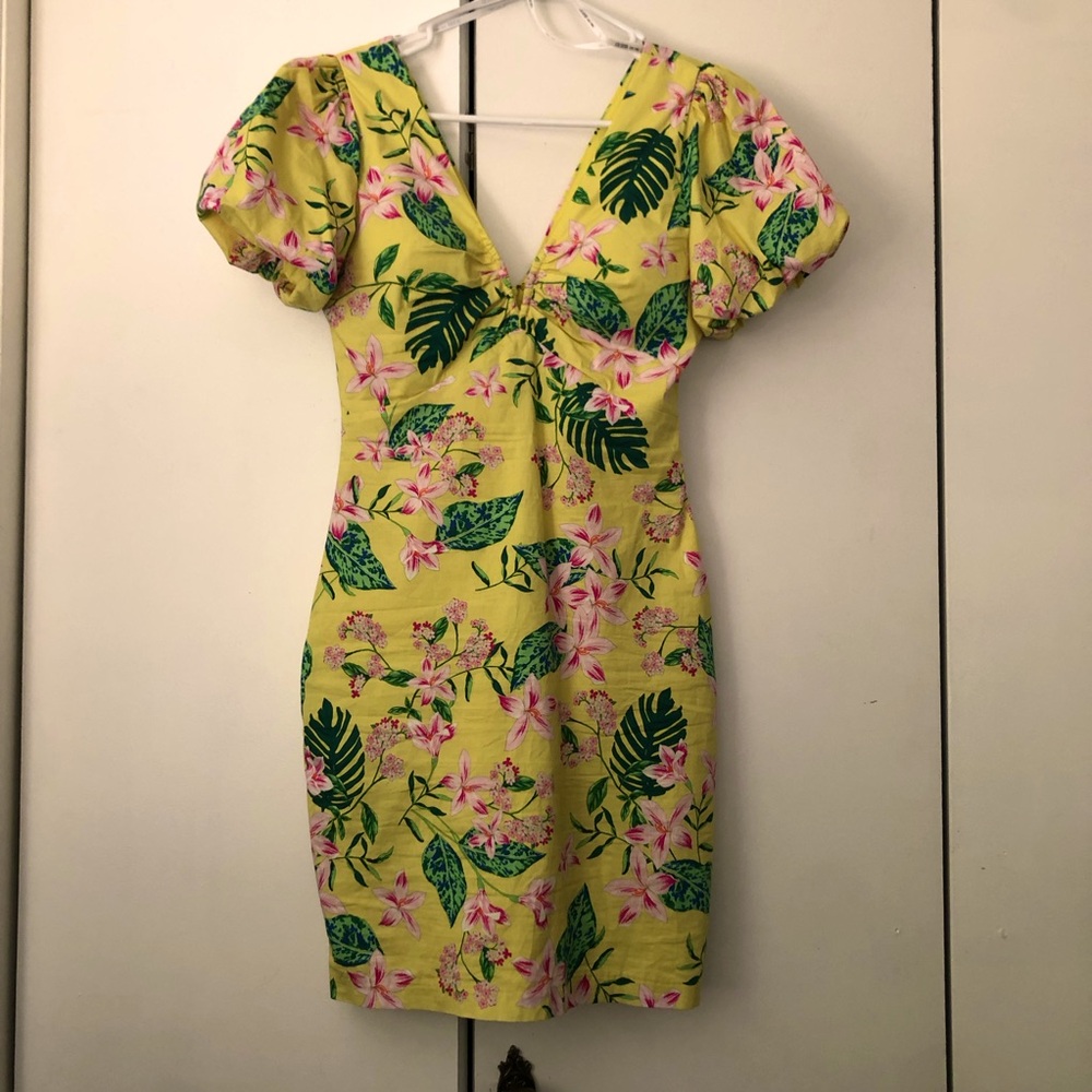 GUESS plunging V neck formal tropical dress